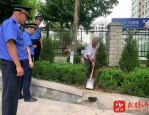 合肥多小区楼顶现违章建筑，城管称查处面临重重困难