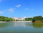 信阳师范大学即将升为一本，报考难度小，是捡漏之选